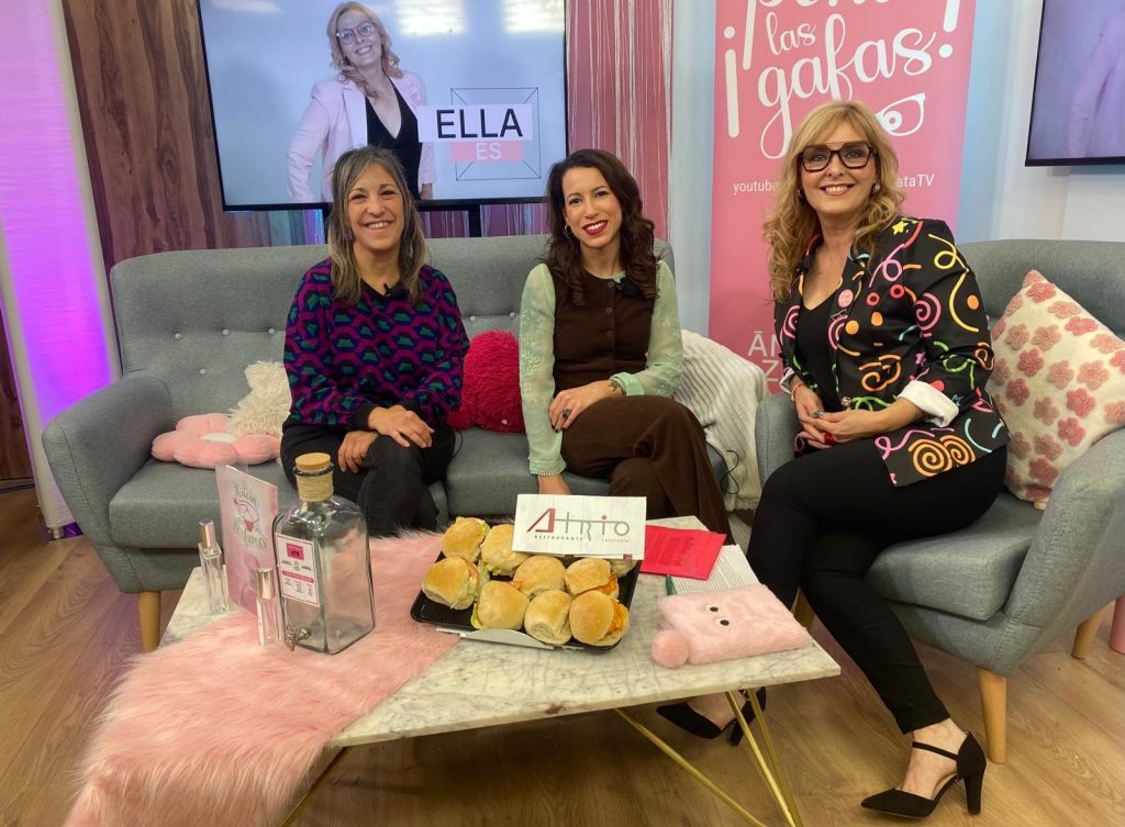 Entrevista en el programa de Ángeles Zapata